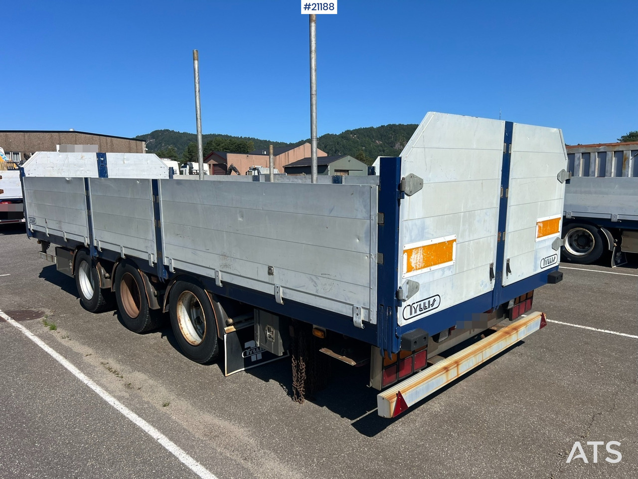 Tyllis 3 akslet - Trailer flatbed: gambar 1 Tyllis 3 akslet - Trailer flatbed: gambar 1