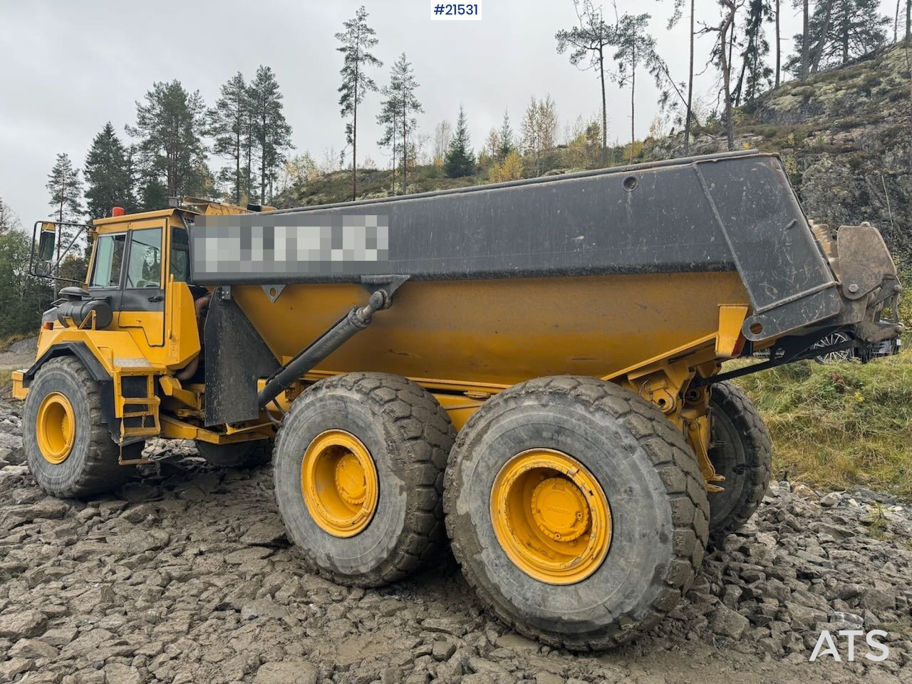Volvo A25C - Tempat sampah artikulasi: gambar 4 Volvo A25C - Tempat sampah artikulasi: gambar 4