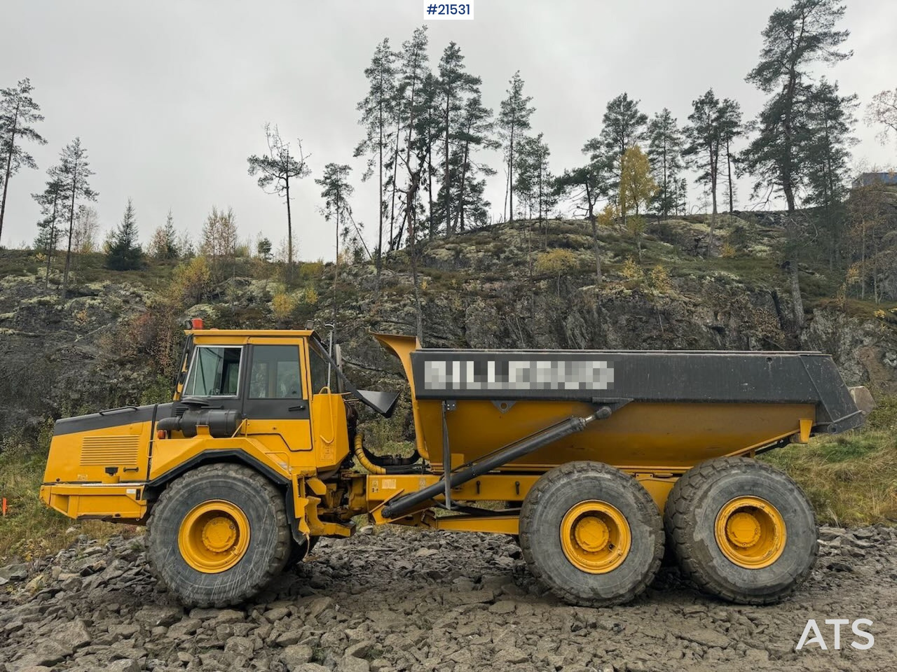 Volvo A25C - Tempat sampah artikulasi: gambar 3 Volvo A25C - Tempat sampah artikulasi: gambar 3