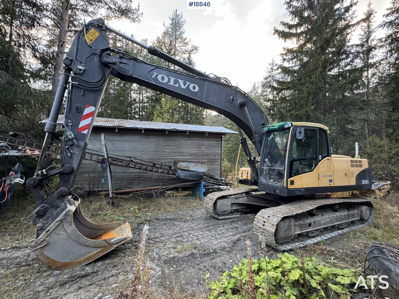 Ekskavator perayap Volvo EC210CL: gambar 6