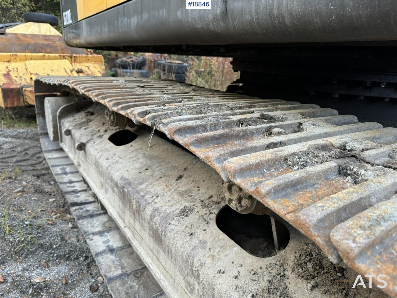 Ekskavator perayap Volvo EC210CL: gambar 9