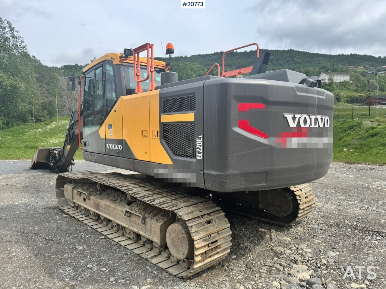 Volvo EC220EL - Ekskavator perayap: gambar 4 Volvo EC220EL - Ekskavator perayap: gambar 4