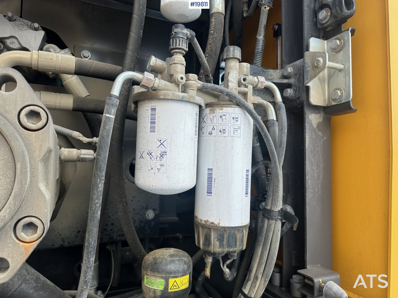 Ekskavator Volvo EC300 EL: gambar 28