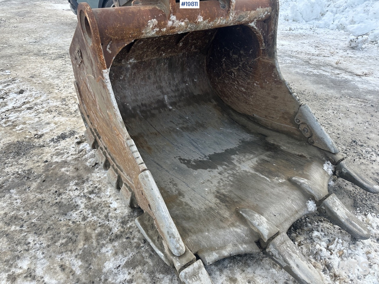 Ekskavator Volvo EC300 EL: gambar 8