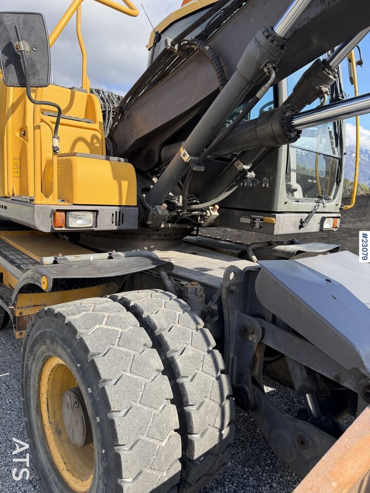 Volvo EW 140 C - Ekskavator roda: gambar 4 Volvo EW 140 C - Ekskavator roda: gambar 4