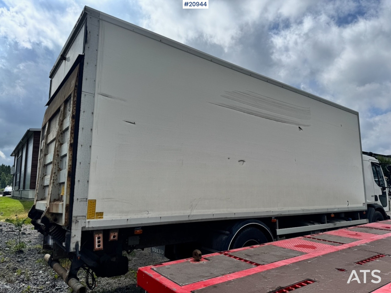 Volvo FE280 - Truk box: gambar 3 Volvo FE280 - Truk box: gambar 3