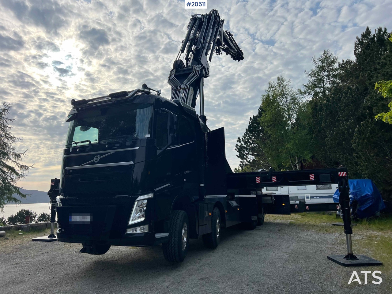 Volvo FH 540 8x2 Kranbil m/ 2021 165 t/m HIDROKON kran m/ jibb og vinsj og enn masse utstyr! SE VIDEO - Truk derek: gambar 4 Volvo FH 540 8x2 Kranbil m/ 2021 165 t/m HIDROKON kran m/ jibb og vinsj og enn masse utstyr! SE VIDEO - Truk derek: gambar 4