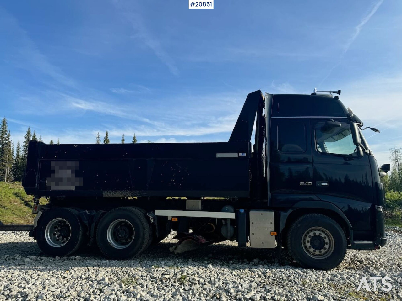 Volvo FH 540 - Truk jungkit: gambar 2 Volvo FH 540 - Truk jungkit: gambar 2