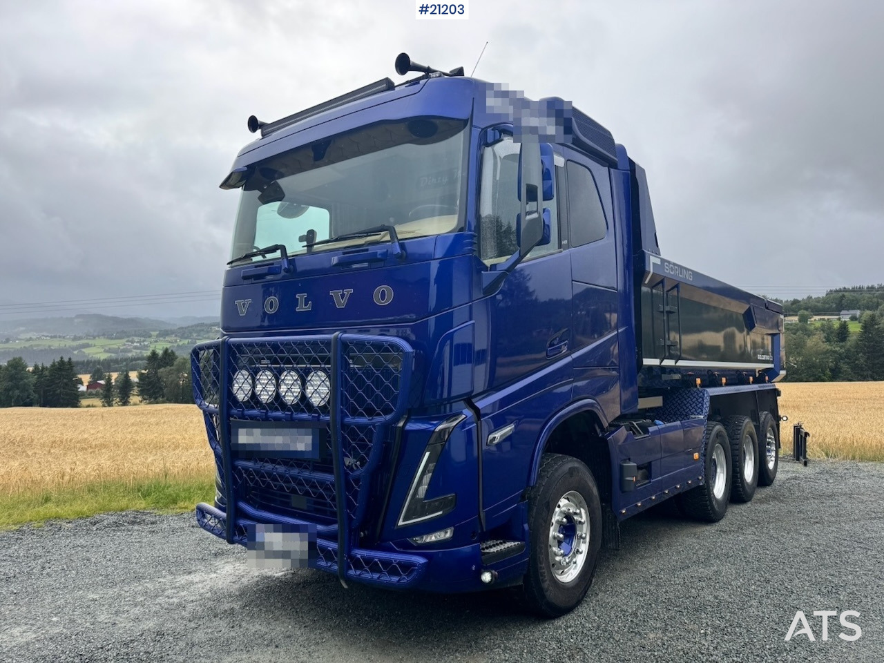 Volvo FH16 - Truk jungkit: gambar 1 Volvo FH16 - Truk jungkit: gambar 1