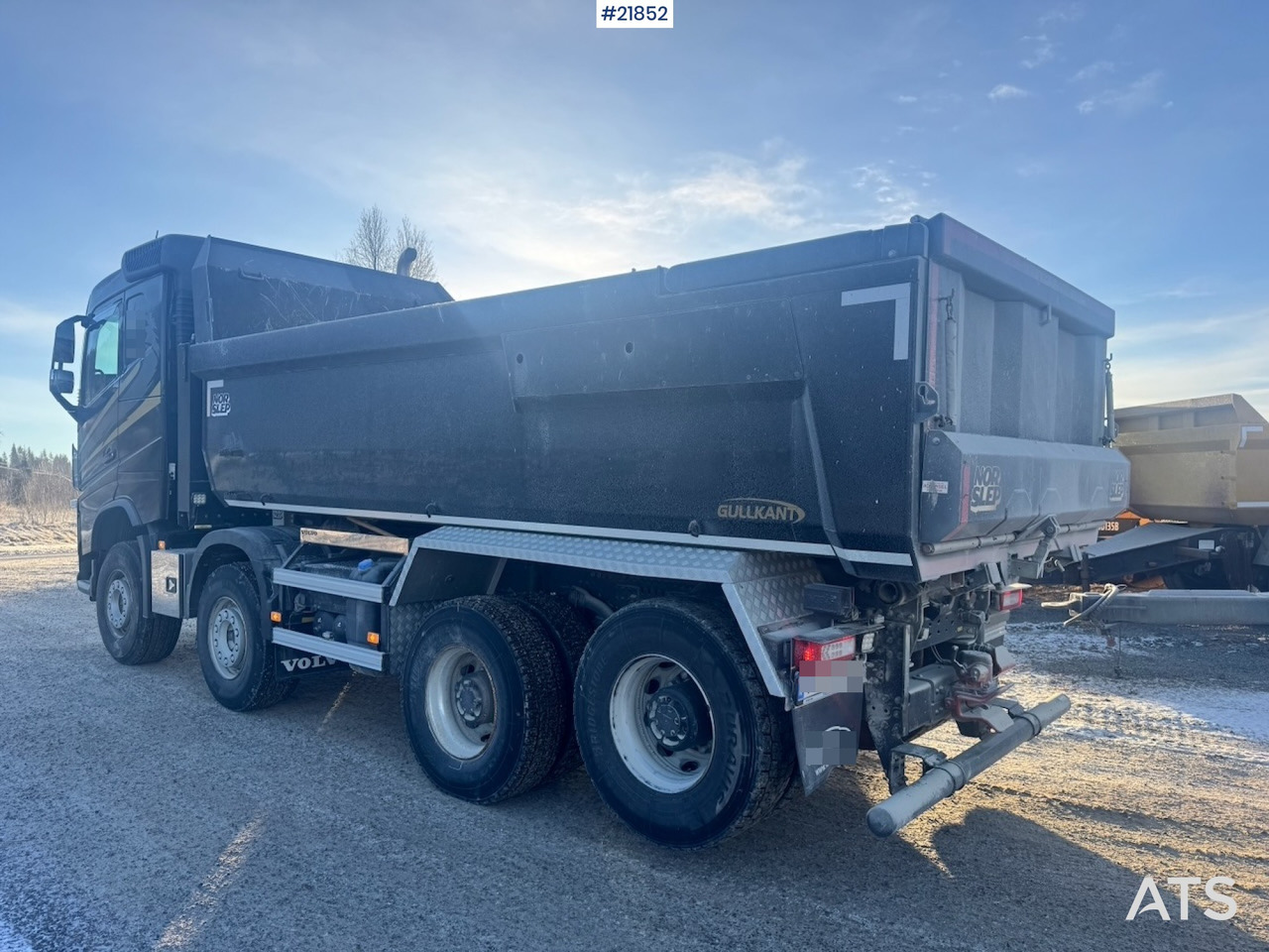 Volvo FH540 8x4 Tippbil. 126 000 km! SE VIDEO - Truk jungkit: gambar 4 Volvo FH540 8x4 Tippbil. 126 000 km! SE VIDEO - Truk jungkit: gambar 4