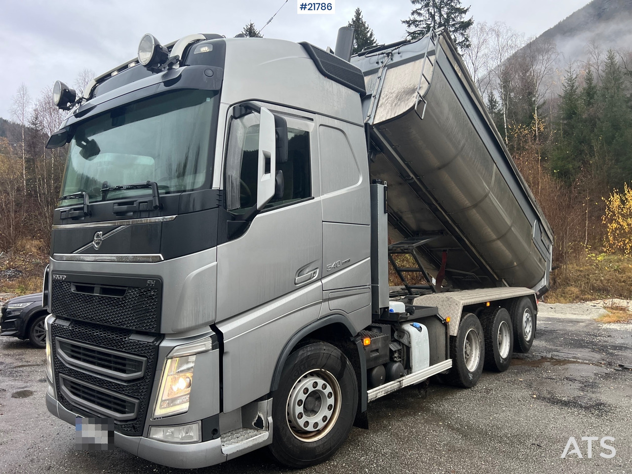 Volvo FH540 8x4 asfaltbil m/ mtdk k218 2 akslet asfalthenger - Truk jungkit: gambar 1 Volvo FH540 8x4 asfaltbil m/ mtdk k218 2 akslet asfalthenger - Truk jungkit: gambar 1