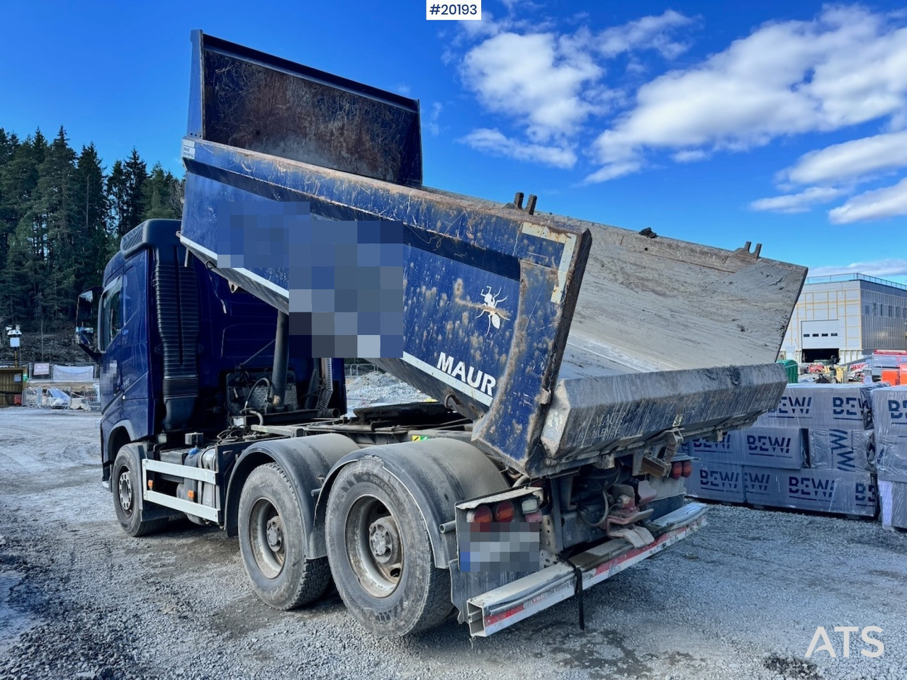 Volvo FH540 - Truk jungkit: gambar 4 Volvo FH540 - Truk jungkit: gambar 4