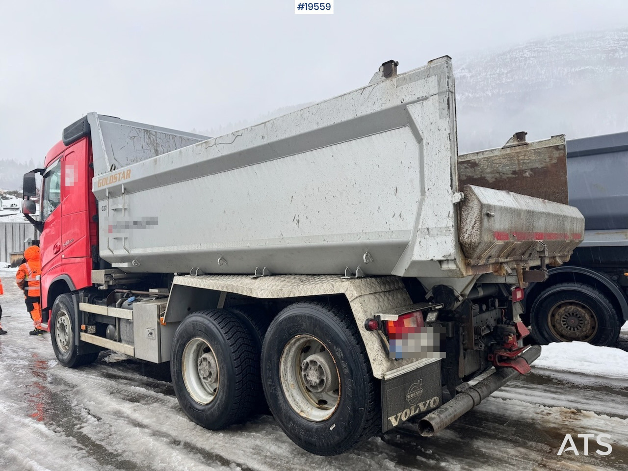Volvo FH540 - Truk jungkit: gambar 4 Volvo FH540 - Truk jungkit: gambar 4