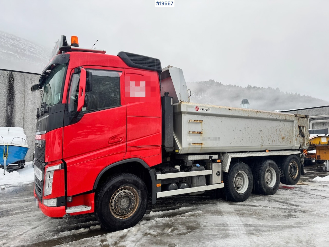 Volvo FH540 - Truk jungkit: gambar 2 Volvo FH540 - Truk jungkit: gambar 2