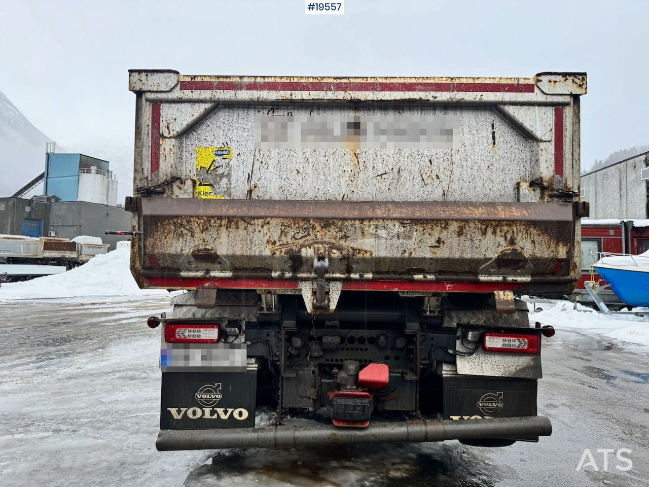Volvo FH540 - Truk jungkit: gambar 4 Volvo FH540 - Truk jungkit: gambar 4