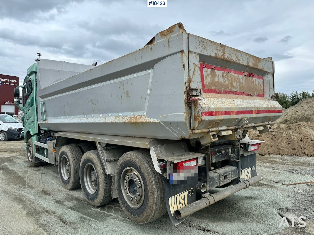 Volvo FH750 - Truk jungkit: gambar 4 Volvo FH750 - Truk jungkit: gambar 4
