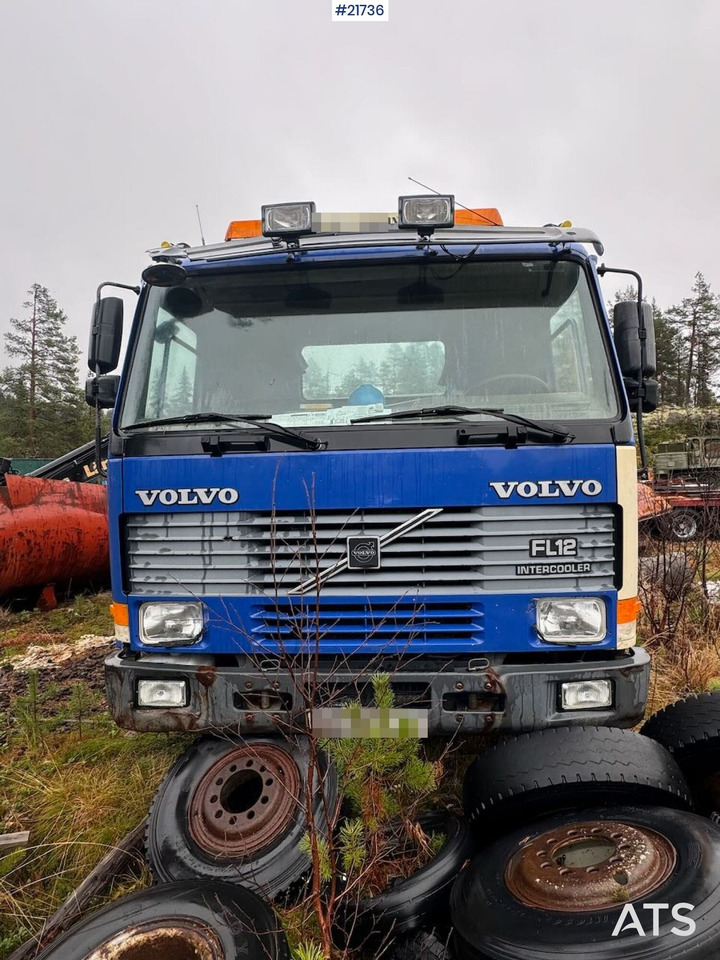 Truk derek Volvo FL12: gambar 8