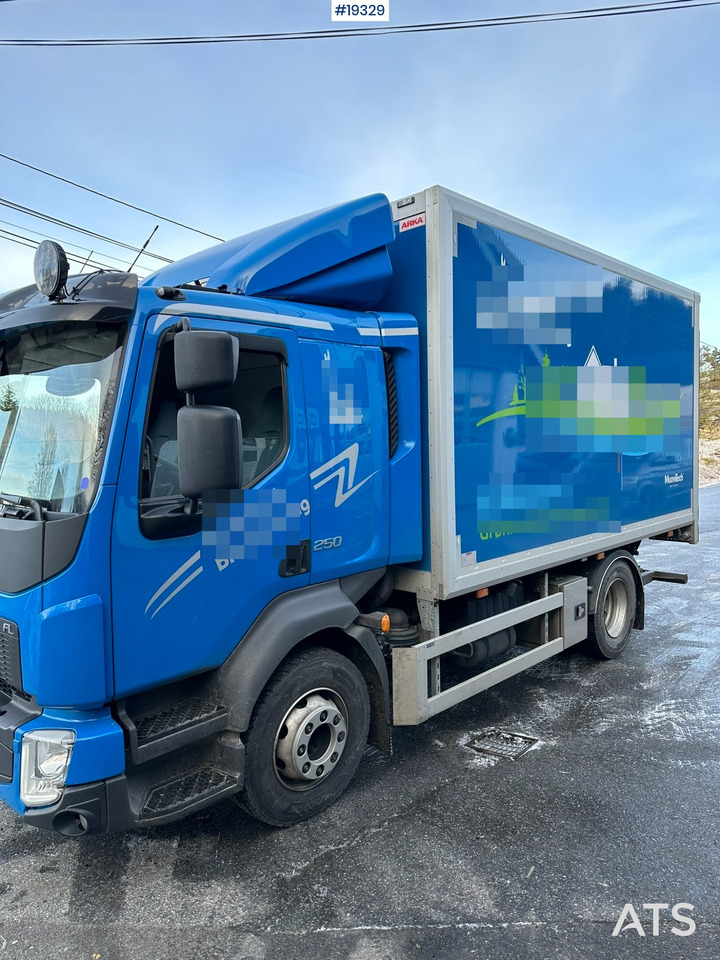 Volvo FL250 - Truk box: gambar 1 Volvo FL250 - Truk box: gambar 1