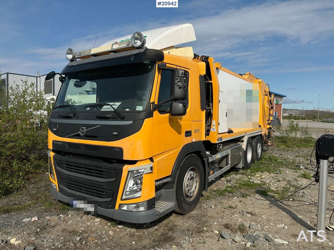 Volvo FM 370 6x2 - 2 kammer renovasjonsbil - Truk sampah: gambar 1 Volvo FM 370 6x2 - 2 kammer renovasjonsbil - Truk sampah: gambar 1
