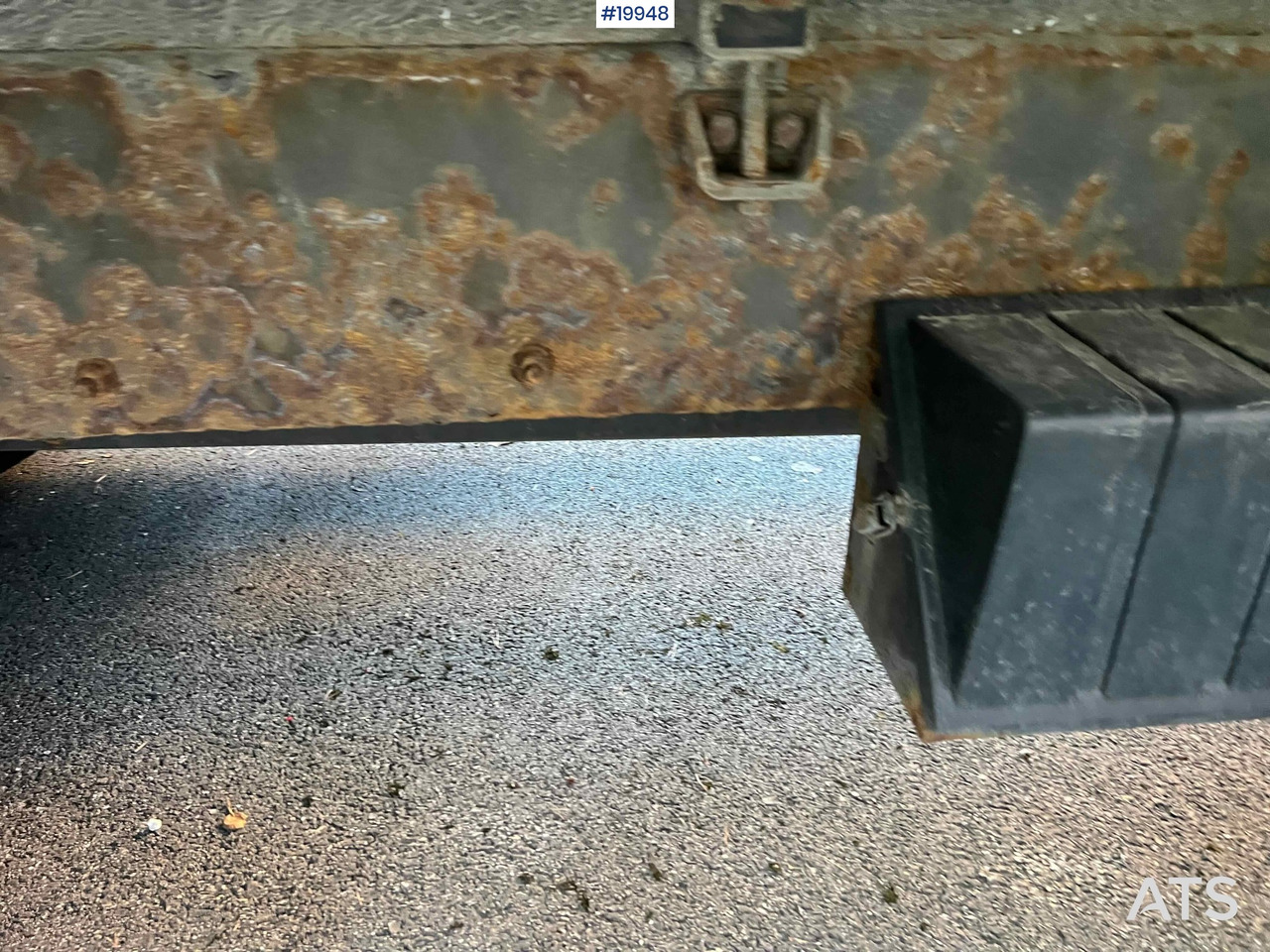 Truk box Volvo FM450: gambar 32
