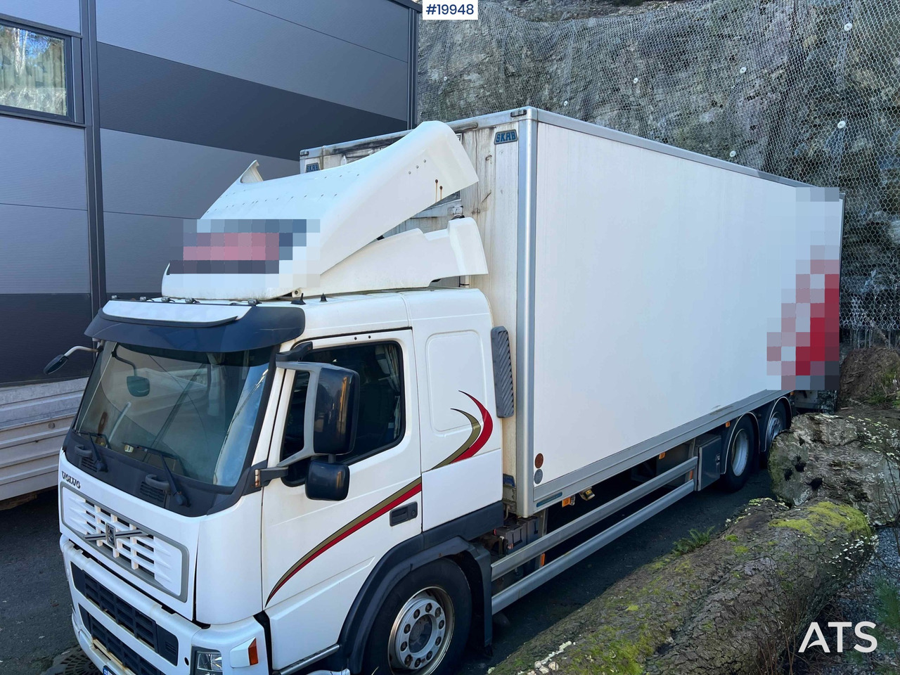 Truk box Volvo FM450: gambar 9