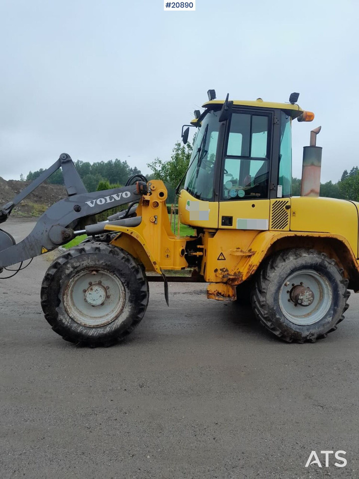 Volvo L40B - Wheel loader: gambar 2 Volvo L40B - Wheel loader: gambar 2