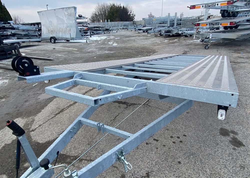 Boro - Trailer autotransporter: gambar 5 Boro - Trailer autotransporter: gambar 5