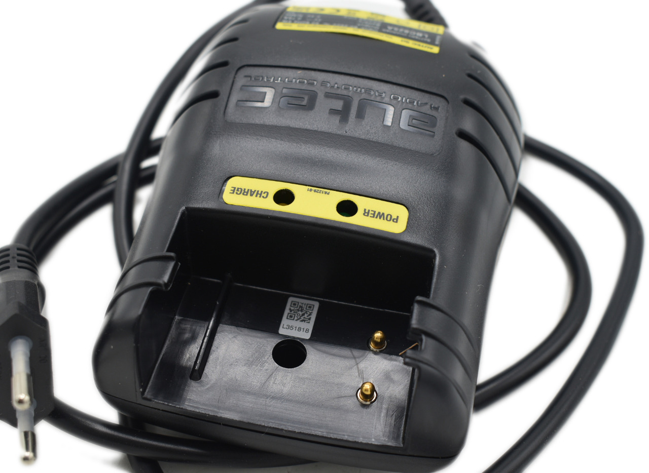 Autec original charger LBC825A - Sistem listrik untuk Derek pemuat: gambar 3 Autec original charger LBC825A - Sistem listrik untuk Derek pemuat: gambar 3