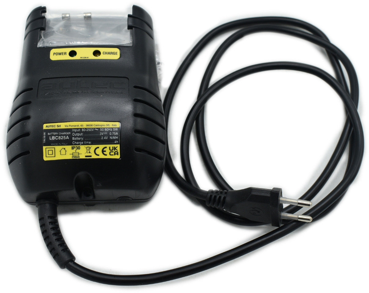 Autec original charger LBC825A - Sistem listrik untuk Derek pemuat: gambar 5 Autec original charger LBC825A - Sistem listrik untuk Derek pemuat: gambar 5