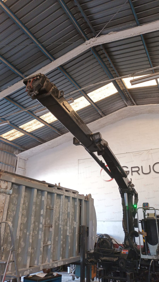 HMF 1643 - Derek pemuat: gambar 4 HMF 1643 - Derek pemuat: gambar 4