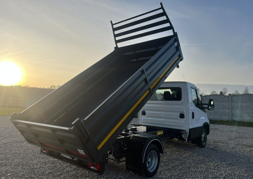 Iveco Daily - Van jungkit: gambar 4 Iveco Daily - Van jungkit: gambar 4