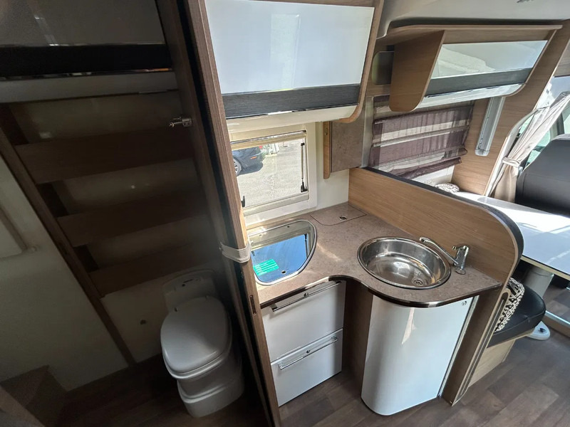 Mobil rumah semi-terintegrasi Elnagh T-LOFT 591 591 T-Loft 130 Multijet 4 mpersoons: gambar 7