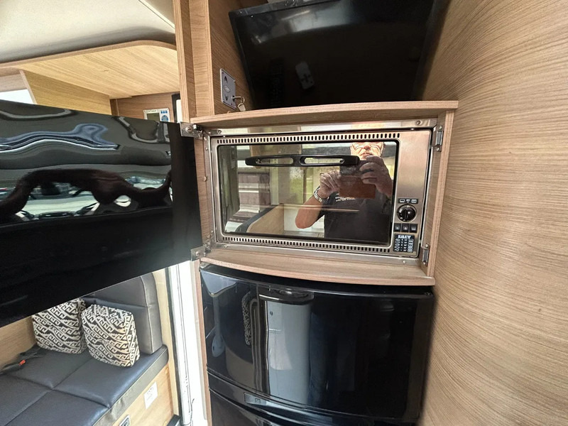 Mobil rumah semi-terintegrasi Elnagh T-LOFT 591 591 T-Loft 130 Multijet 4 mpersoons: gambar 11