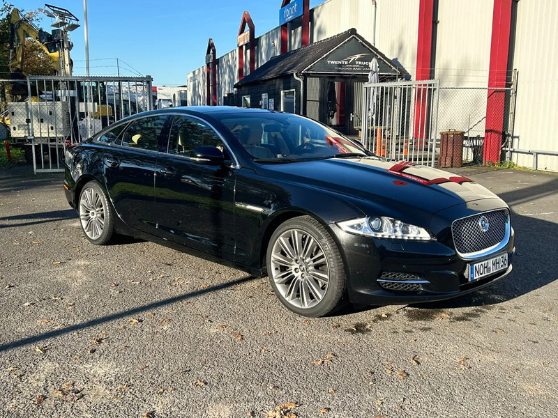Jaguar XJ 3.0 V6D 275 PK /AUTOM / PANO DAK / VOL LEDER / MERIDAN / EXPORT PRICE - Mobil sedan: gambar 1 Jaguar XJ 3.0 V6D 275 PK /AUTOM / PANO DAK / VOL LEDER / MERIDAN / EXPORT PRICE - Mobil sedan: gambar 1