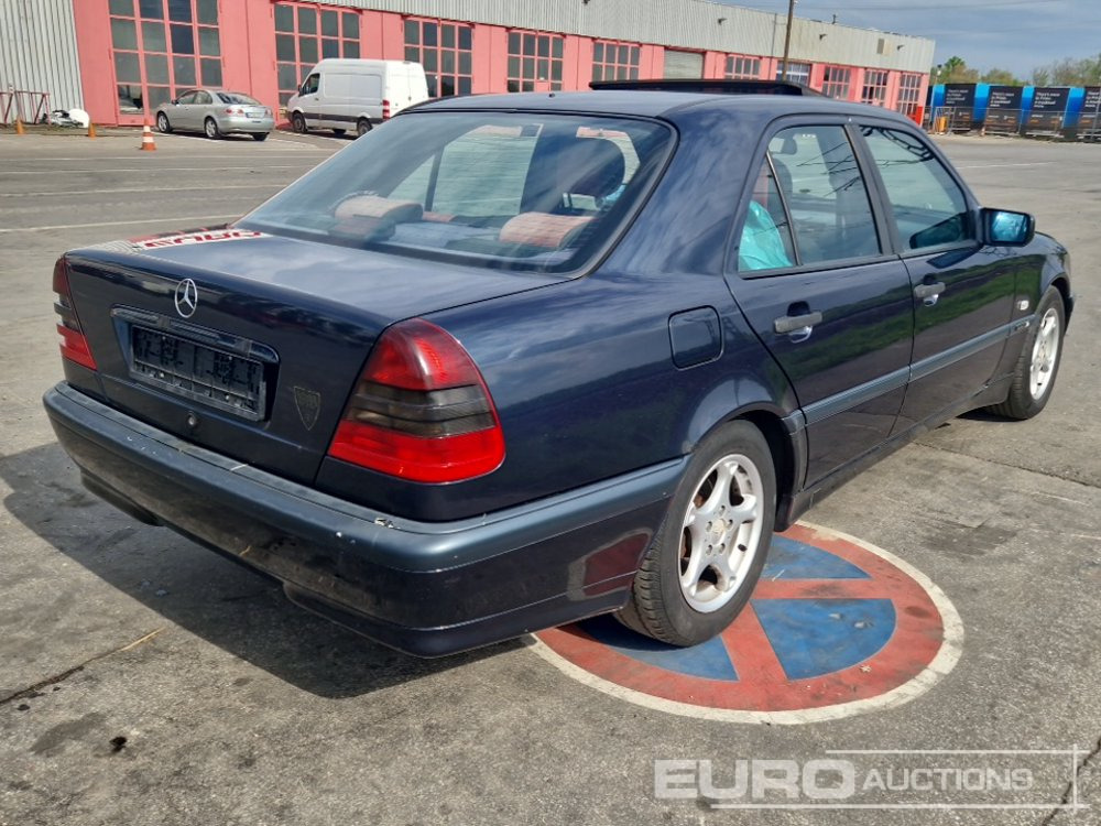 1998 Mercedes Petrol, Automatic, Sunroof, Spare Tyres (German Reg. Docs Available)(TÜV 07/25) - Mobil: gambar 5 1998 Mercedes Petrol, Automatic, Sunroof, Spare Tyres (German Reg. Docs Available)(TÜV 07/25) - Mobil: gambar 5