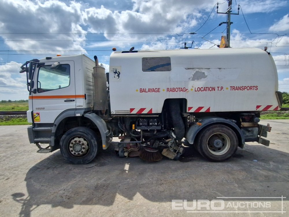2002 Mercedes Axor 1829 - Penyapu jalan: gambar 2 2002 Mercedes Axor 1829 - Penyapu jalan: gambar 2