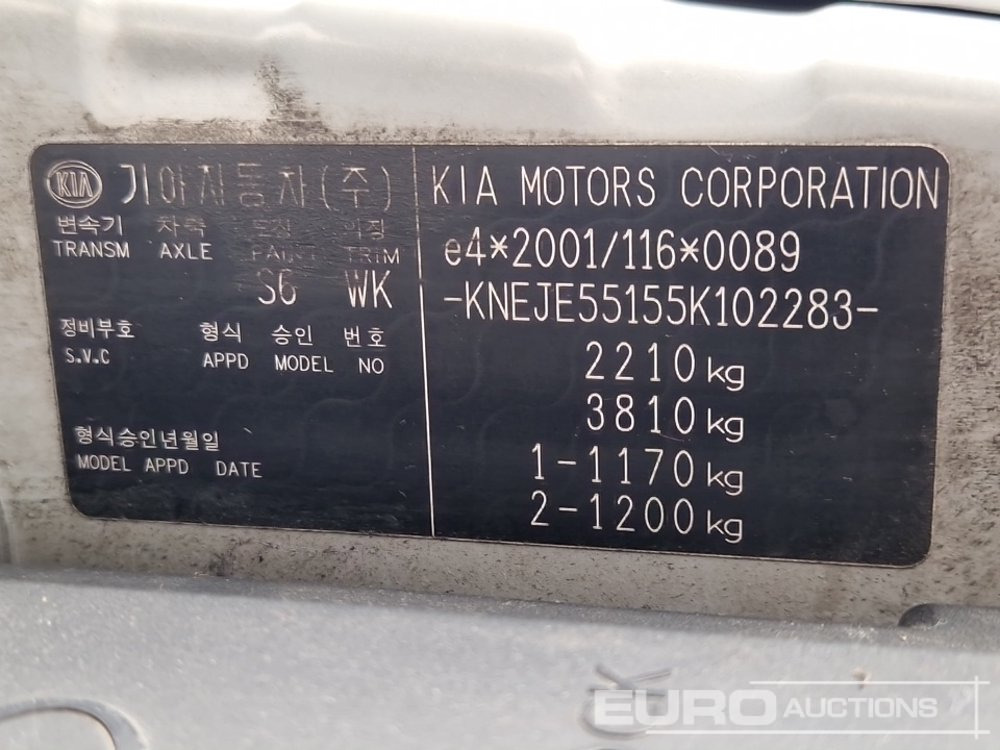 Mobil SUV 2005 Kia Sportage: gambar 32