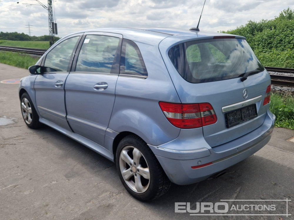 2005 Mercedes Benz B170 - Mobil: gambar 3 2005 Mercedes Benz B170 - Mobil: gambar 3