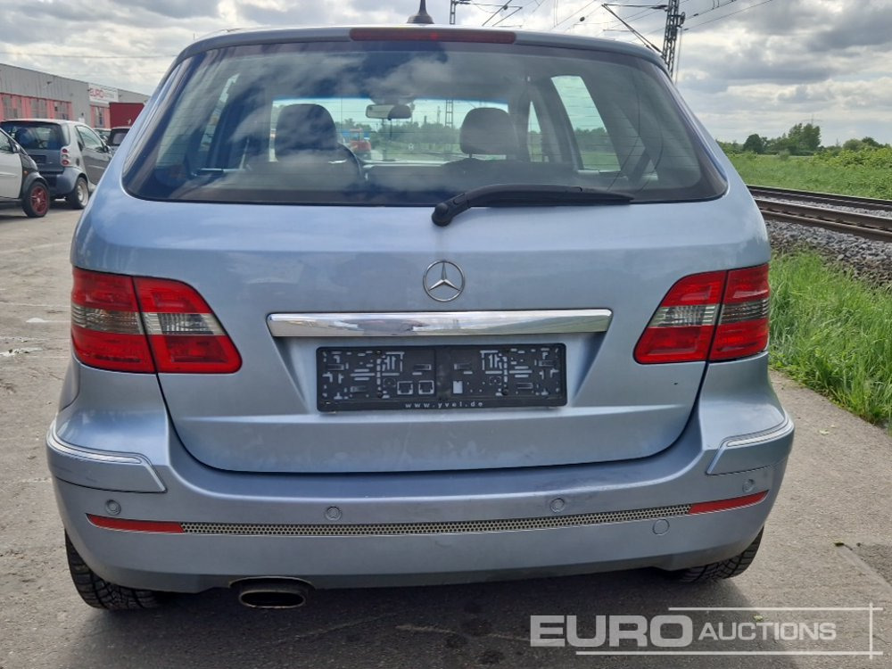 2005 Mercedes Benz B170 - Mobil: gambar 4 2005 Mercedes Benz B170 - Mobil: gambar 4