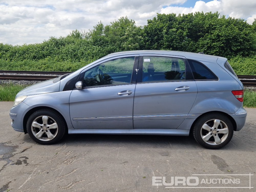 2005 Mercedes Benz B170 - Mobil: gambar 2 2005 Mercedes Benz B170 - Mobil: gambar 2
