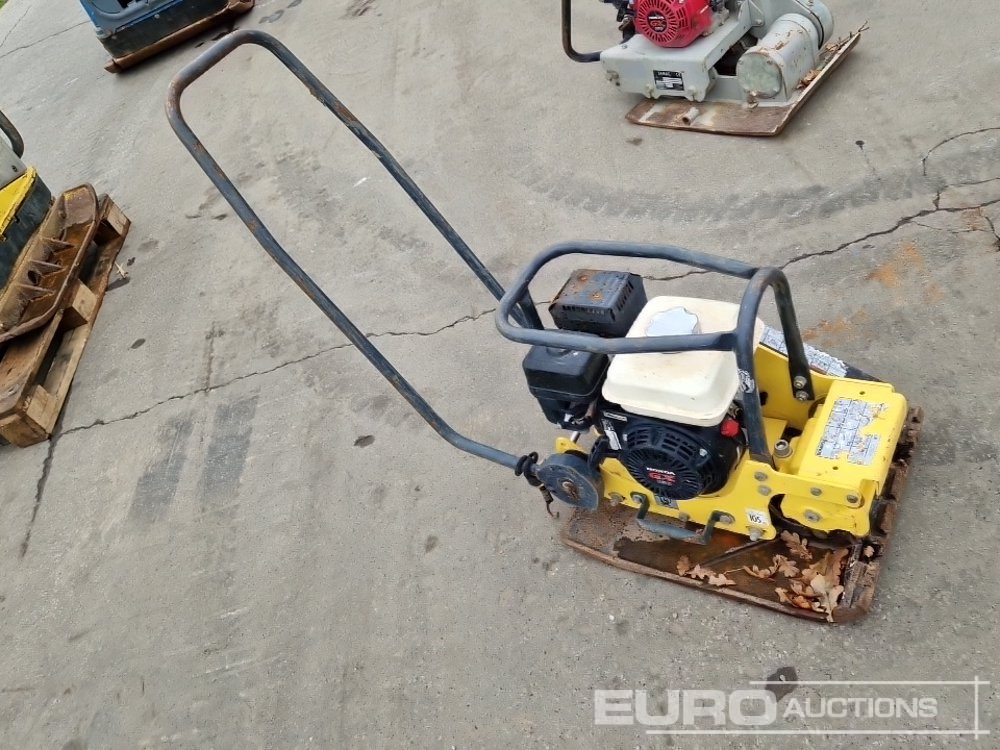 2008 Bomag BP18 45-2 - Mesin aspal: gambar 4 2008 Bomag BP18 45-2 - Mesin aspal: gambar 4