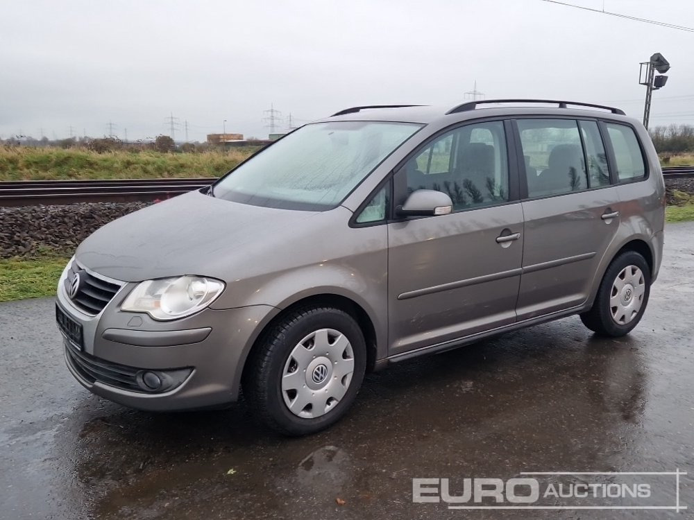 2008 Volkswagen Touran - Mobil: gambar 1 2008 Volkswagen Touran - Mobil: gambar 1