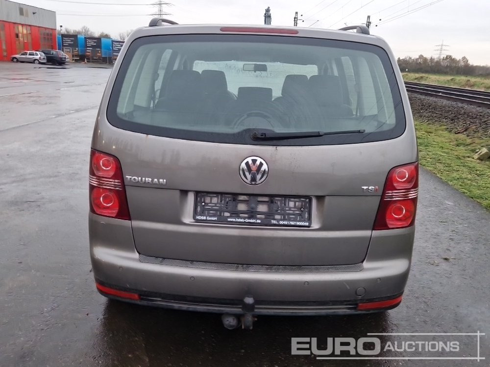 2008 Volkswagen Touran - Mobil: gambar 4 2008 Volkswagen Touran - Mobil: gambar 4