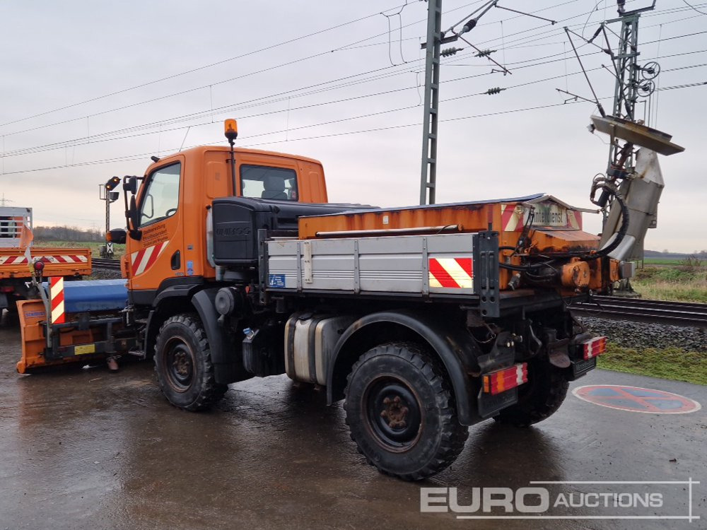 2009 Mercedes Benz U20 - ATV: gambar 3 2009 Mercedes Benz U20 - ATV: gambar 3