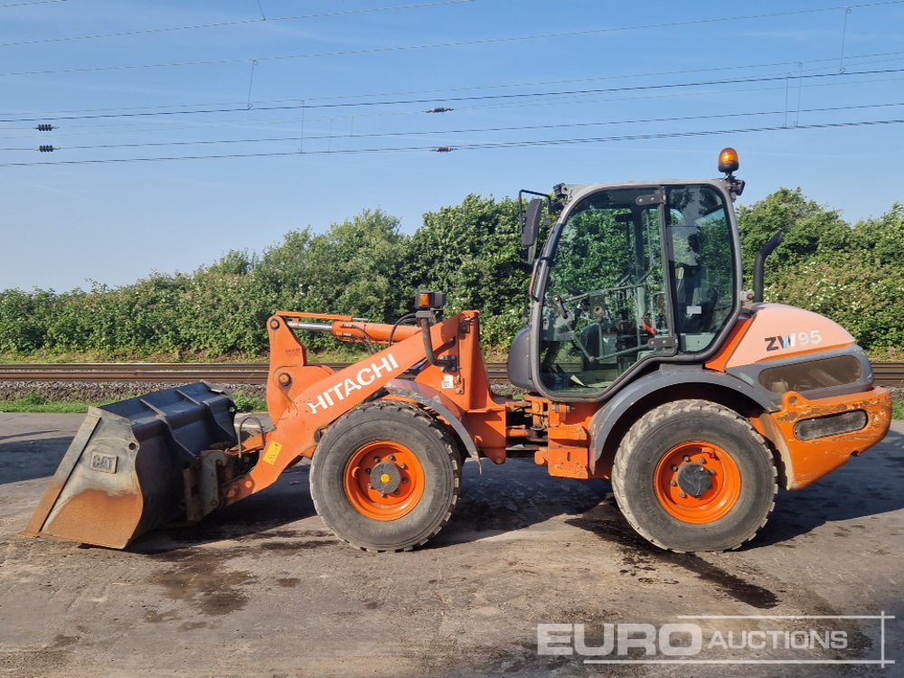 2010 Hitachi ZW95 - Wheel loader: gambar 2 2010 Hitachi ZW95 - Wheel loader: gambar 2