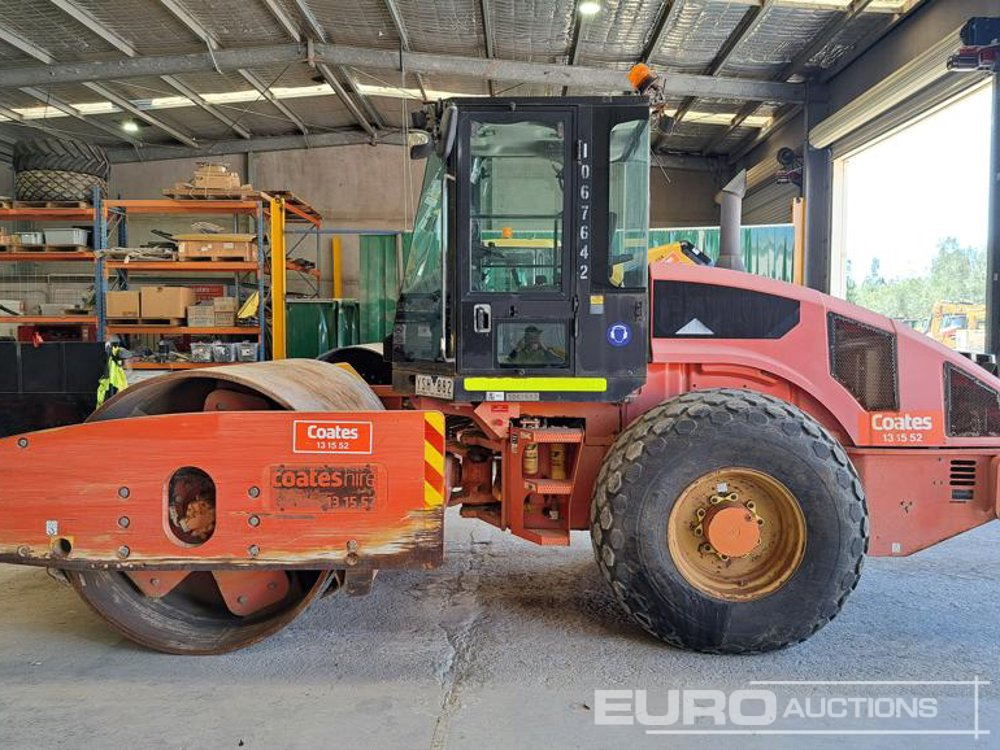 2011 CAT CS74 - Roller: gambar 1 2011 CAT CS74 - Roller: gambar 1