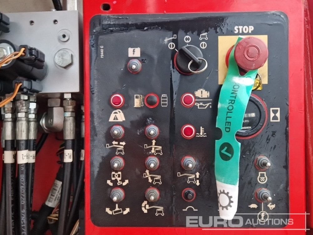 Platform pengangkat 2011 Genie Z-45/25: gambar 31 Platform pengangkat 2011 Genie Z-45/25: gambar 31