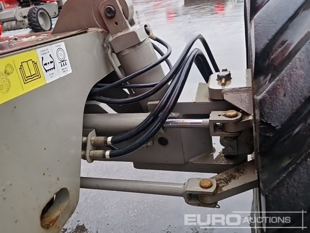 Platform pengangkat 2011 Genie Z-45/25: gambar 13 Platform pengangkat 2011 Genie Z-45/25: gambar 13