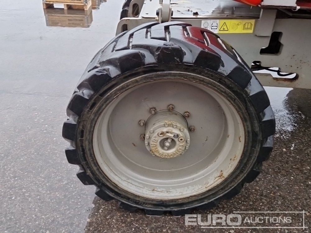 Platform pengangkat 2011 Genie Z-45/25: gambar 11 Platform pengangkat 2011 Genie Z-45/25: gambar 11