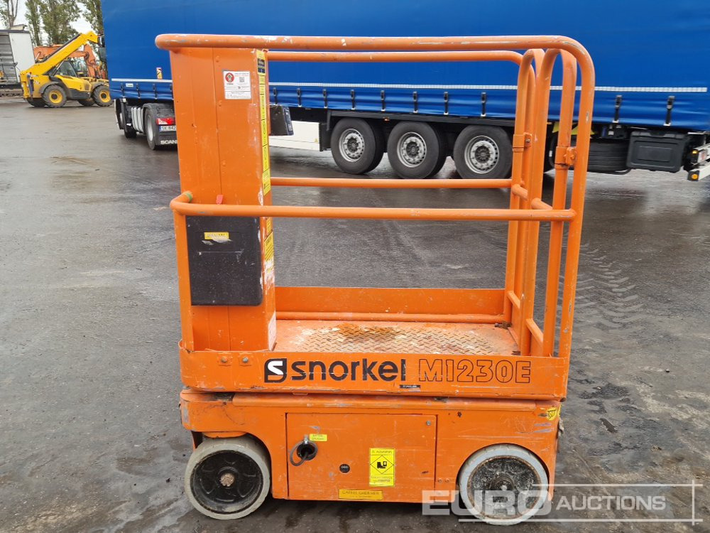 2011 Snorkel M1230E - Lift tiang vertikal: gambar 5 2011 Snorkel M1230E - Lift tiang vertikal: gambar 5
